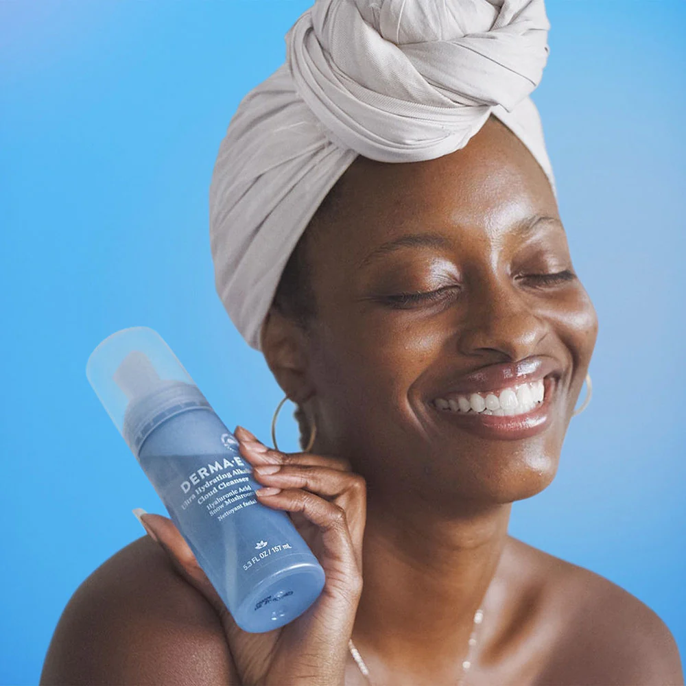 Ultra Hydrating Alkaline Cloud Cleanser - Image 3