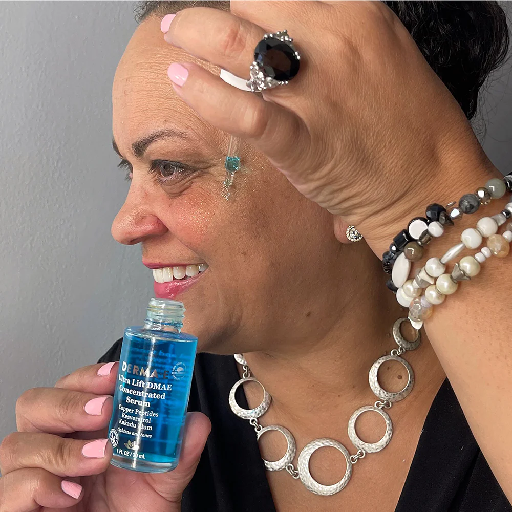 Ultra Lift DMAE Concentrated Serum - Image 3